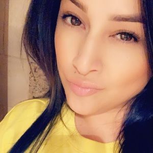 Meet your Posher, Myra